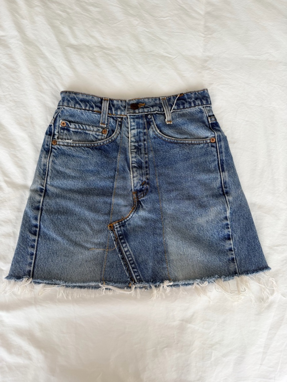 Classic Blue Levi’s Denim Mini Skirt - Casual A-Line Style